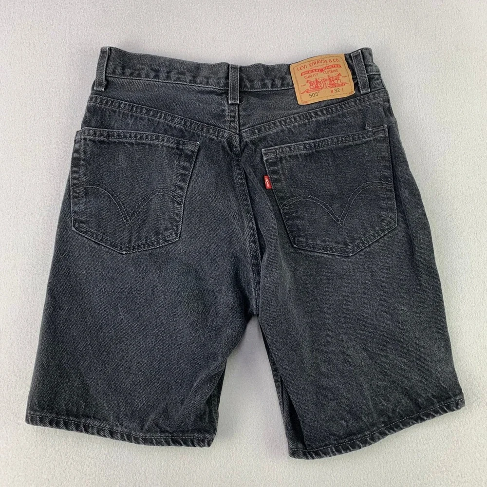Levis measurements waist